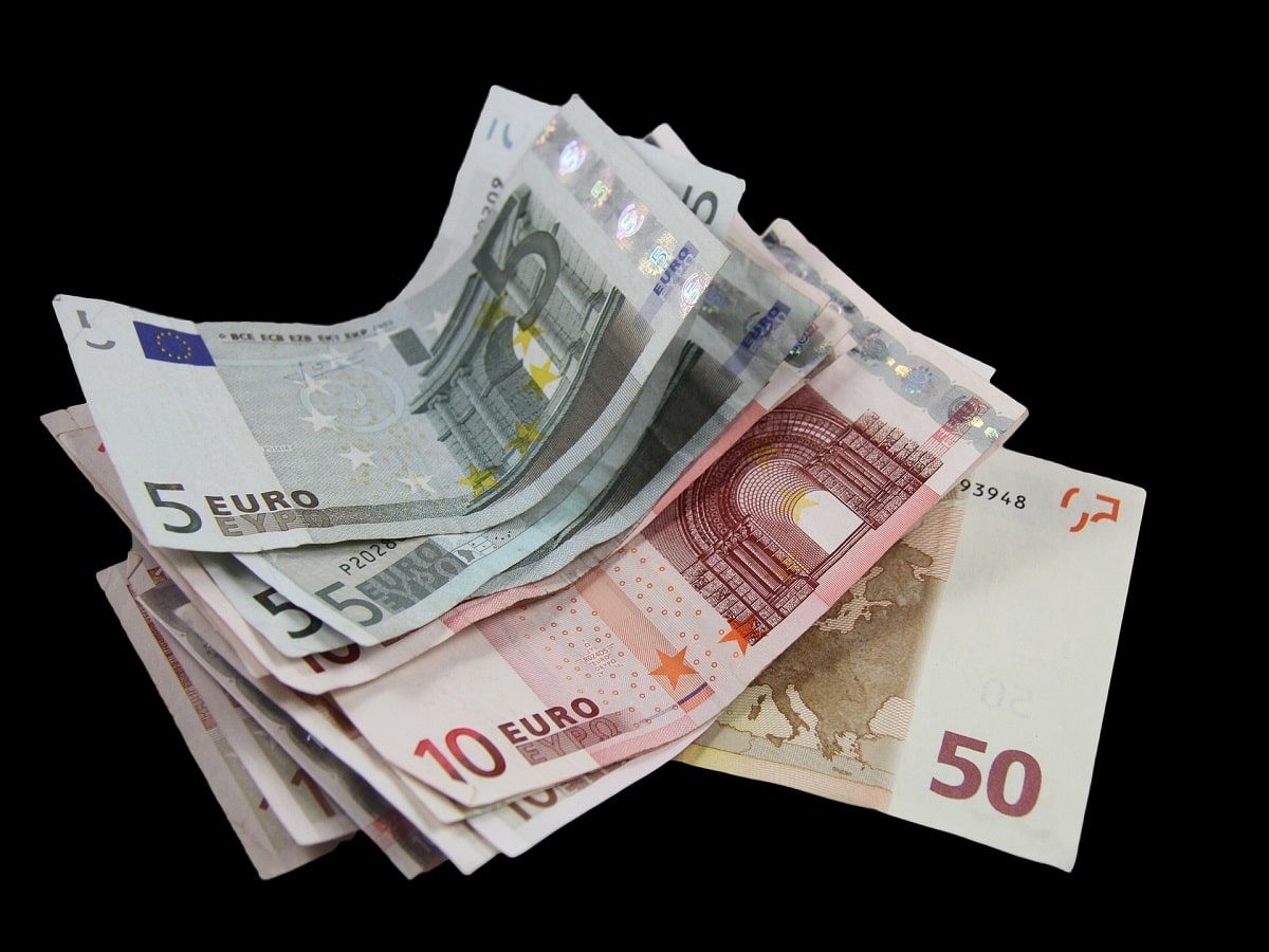 euros currency