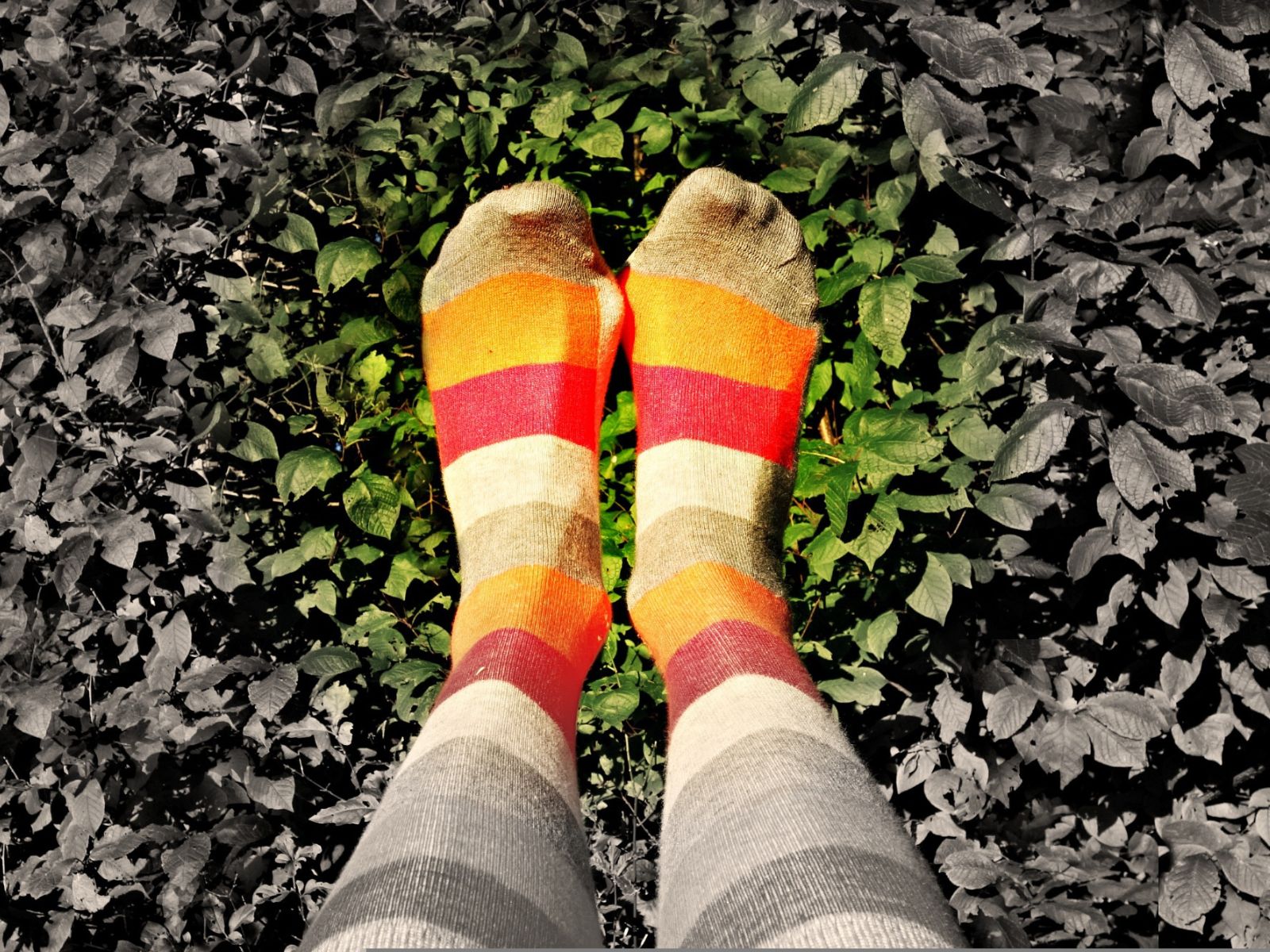 feet legs restless legs syndrome rls